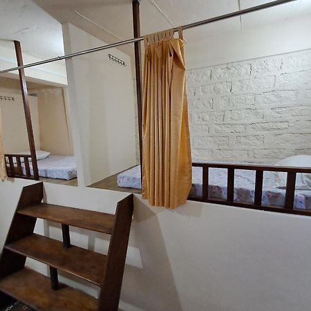 Dormitories/Hosteller, Giftland Homestay Āīzawl Екстериор снимка
